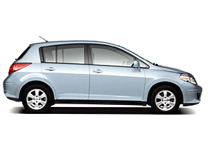 NISSAN VERSA HATCHBACK